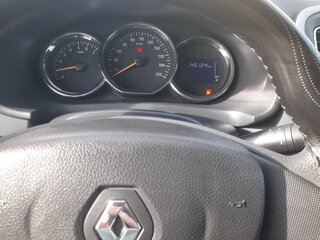 2015 Renault Logan II, бежевый, 699000 рублей, вид 2