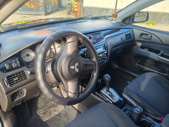2006 Mitsubishi Lancer IX Рестайлинг, чёрный, 495000 рублей - вид 12