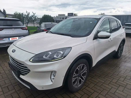 2022 Ford Kuga III, белый, 2089000 рублей, вид 3