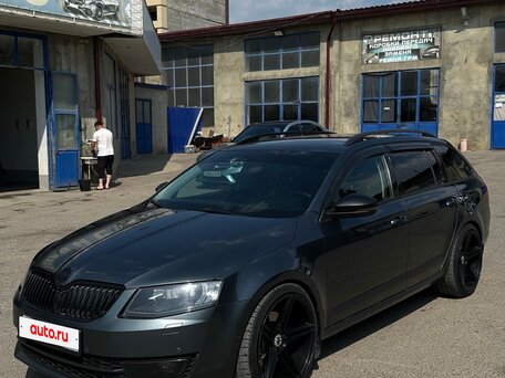 2017 Skoda Octavia III (A7), серый, 1690000 рублей, вид 1