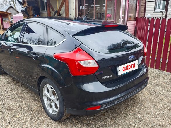2011 Ford Focus III, чёрный - вид 4