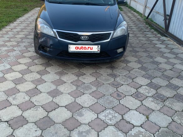 2010 Kia Ceed I Рестайлинг, синий