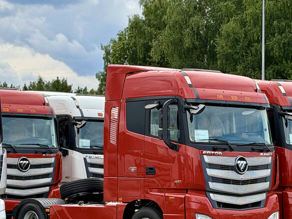 2024 Foton Auman EST-R, красный, 6980000 рублей - вид 8