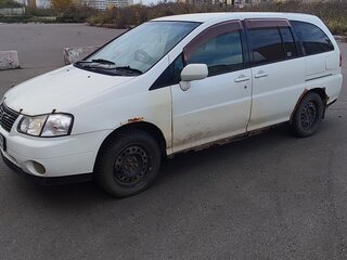 1999 Nissan Liberty, белый, 230000 рублей, вид 3