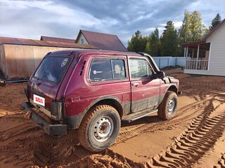 1996 Lada (ВАЗ) 2121 (4x4) I Рестайлинг, красный, 190000 рублей, вид 3