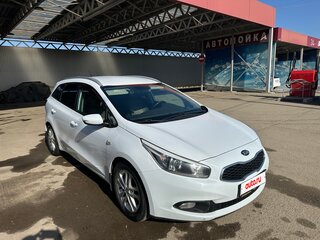 2013 Kia Ceed II, белый, 1070000 рублей, вид 2