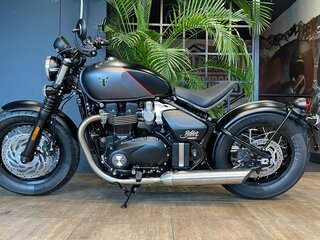 2026 Triumph Bonneville Bobber, серый, 2400000 рублей, вид 4