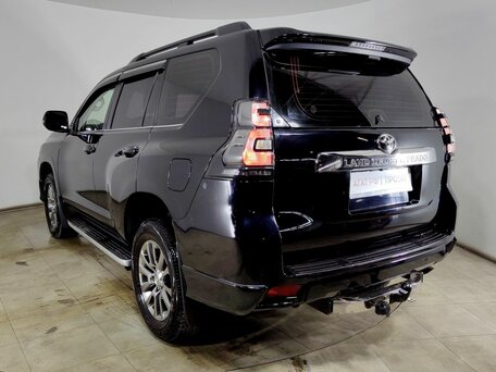 2020 Toyota Land Cruiser Prado 150 Series Рестайлинг 2, чёрный, 4330000 рублей, вид 5