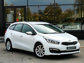 2018 Kia Ceed II Рестайлинг, белый, 1359000 рублей, вид 3