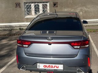 2020 Kia Rio IV Рестайлинг, серый, 1600000 рублей, вид 2