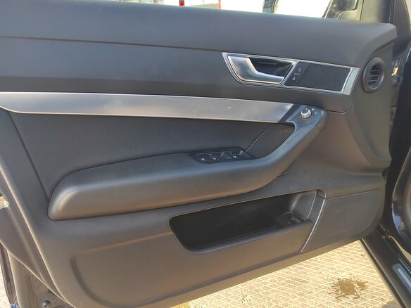 2010 Audi A6 III (C6) Рестайлинг, чёрный, 1150000 рублей - вид 11