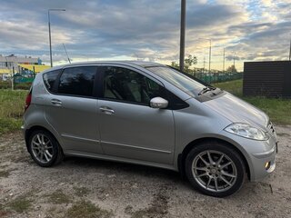 2008 Mercedes-Benz A-Класс 200 II (W169) Рестайлинг, серебристый, 900000 рублей, вид 3