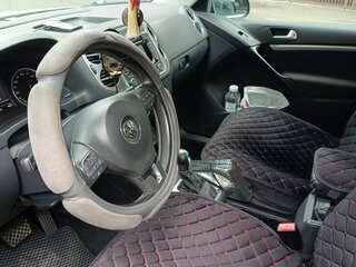 2013 Volkswagen Tiguan I Рестайлинг, серебристый, 1420000 рублей, вид 2