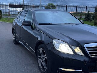 2011 Mercedes-Benz E-Класс 350 IV (W212, S212, C207), чёрный, 1100000 рублей, вид 3