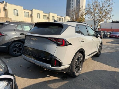 2025 Kia Sportage V Рестайлинг, серый, 3290000 рублей, вид 5