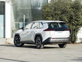 2026 Toyota RAV4 VI (XA60), белый, 4280000 рублей, вид 5