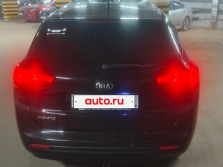 2013 Kia Ceed II, чёрный, 950000 рублей, вид 4