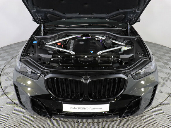 2025 BMW X5 40i IV (G05/G18) Рестайлинг, серый - вид 7