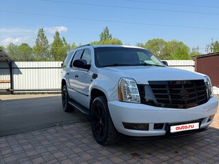 2010 Cadillac Escalade III, белый, 1850000 рублей, вид 4