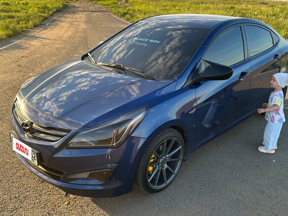 2015 Hyundai Solaris I Рестайлинг, синий, 1050000 рублей - вид 5