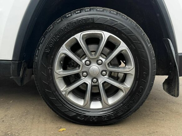 2013 Jeep Grand Cherokee IV (WK2) Рестайлинг, белый, 1949000 рублей - вид 13