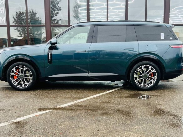 2026 Lynk & Co 900, синий - вид 8