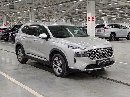 2021 Hyundai Santa Fe IV Рестайлинг, серебристый, 3530000 рублей, вид 3