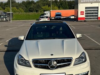 2011 Mercedes-Benz C-Класс 300 III (W204) Рестайлинг, белый, 1850000 рублей, вид 2