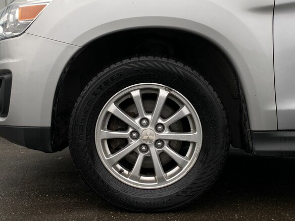 2013 Mitsubishi ASX I, серебристый, 619000 рублей - вид 8