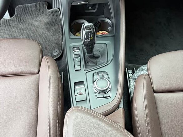 2022 BMW X1 18i sDrive II (F48) Рестайлинг, чёрный, 1750000 рублей - вид 7