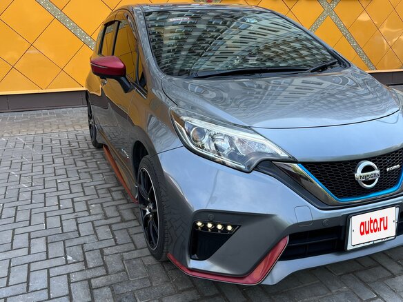 2018 Nissan Note Nismo e-Power II Рестайлинг, серый, 1550000 рублей - вид 1