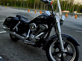 2011 Harley-Davidson Dyna Switchback, чёрный, 939000 рублей, вид 1