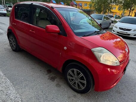 2005 Toyota Passo I (C10), красный, 350000 рублей, вид 4