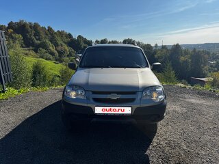 2013 Chevrolet Niva I Рестайлинг, коричневый, 600000 рублей, вид 2