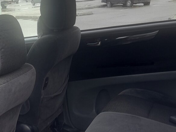 2002 Toyota Ipsum II (M20), серебристый, 850000 рублей - вид 6