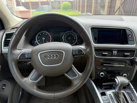 2015 Audi Q5 I (8R) Рестайлинг, белый, 1300000 рублей - вид 9
