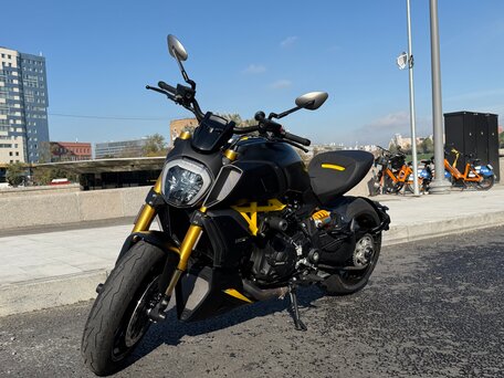 2022 Ducati Diavel 1260 S, жёлтый, 2190000 рублей, вид 4