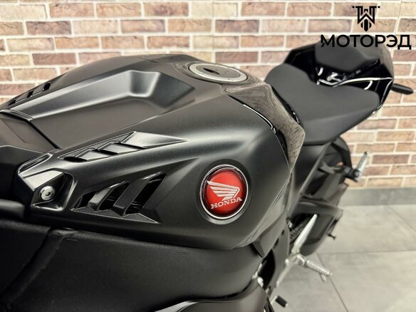2020 Honda CBR 1000 RR/RA Fireblade, чёрный, 1890000 рублей - вид 9
