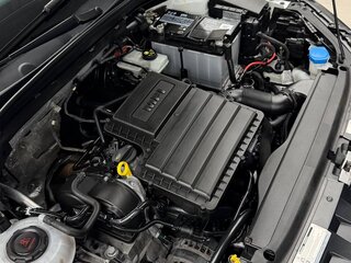 2019 Skoda Octavia III (A7) Рестайлинг, белый, 2350000 рублей, вид 4