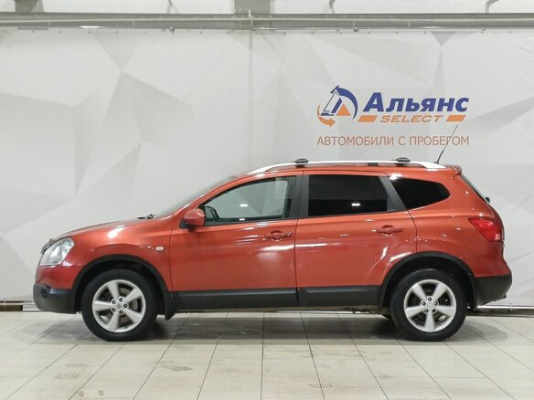 2008 Nissan Qashqai+2 I, красный - вид 5