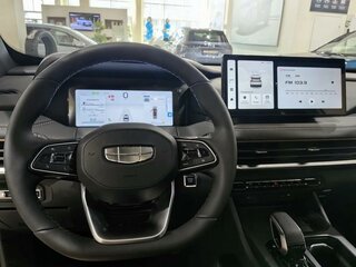 2026 Geely Okavango I Рестайлинг, белый, 4085990 рублей, вид 4