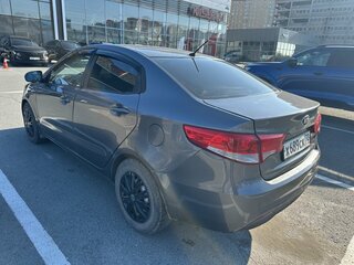 2015 Kia Rio III Рестайлинг, серый, 490000 рублей, вид 2
