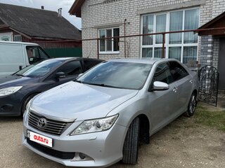 2012 Toyota Camry VII (XV50), серебристый, 1200000 рублей, вид 1