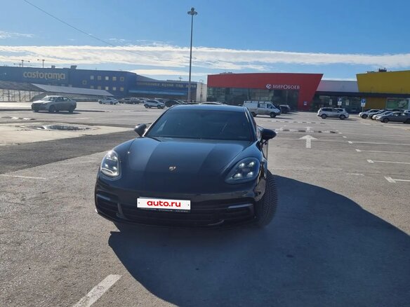 2017 Porsche Panamera 4S II, чёрный, 5400000 рублей - вид 3