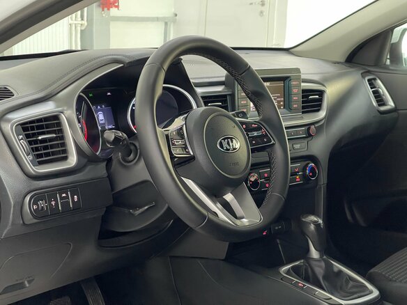 2019 Kia Ceed III, белый - вид 7