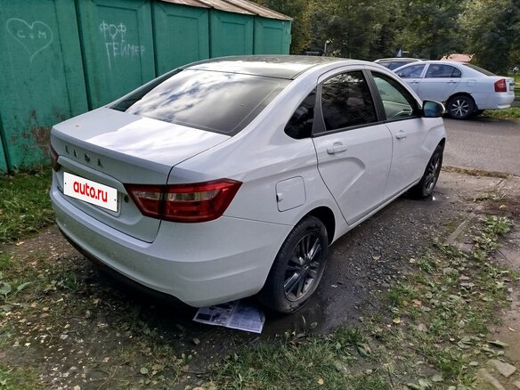 2016 Lada (ВАЗ) Vesta I, белый, 670000 рублей - вид 2