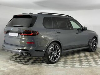 2026 BMW X7 40d I (G07) Рестайлинг, серый, 18190000 рублей, вид 4