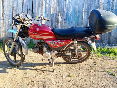 2013 Racer Trophy, красный, 55000 рублей, вид 3