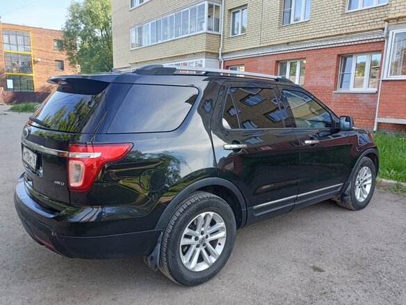 2011 Ford Explorer V, чёрный, 1255000 рублей - вид 3