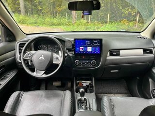 2014 Mitsubishi Outlander III, серебристый, 1000000 рублей, вид 4